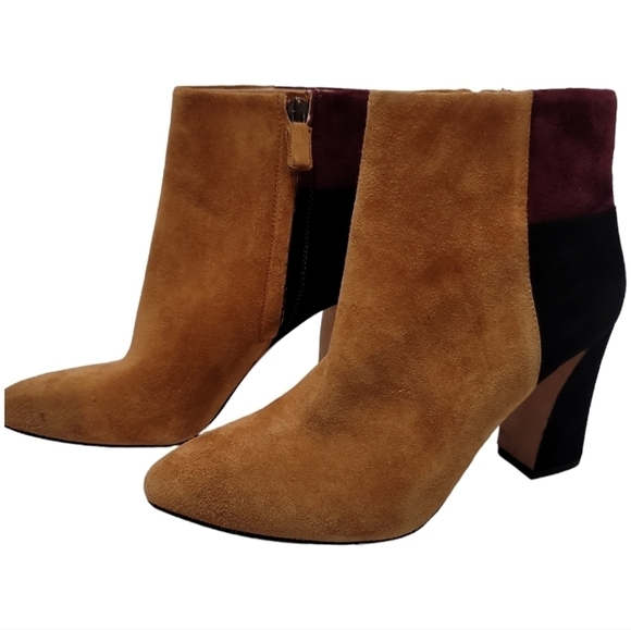 BCBGMAXAZRIA Blyss Ankle Bootie  Colorblock Block Heel Booties 7 - Picture 1 of 11